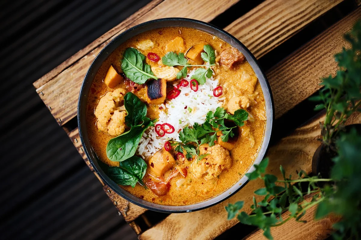 Recette : curry lentilles corail et carottes pour 4 personnes