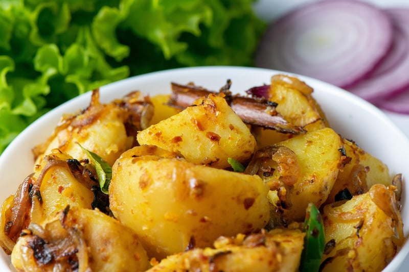 Curry de légumes aux lentilles corail : le plat réconfort prêt en 30 minutes